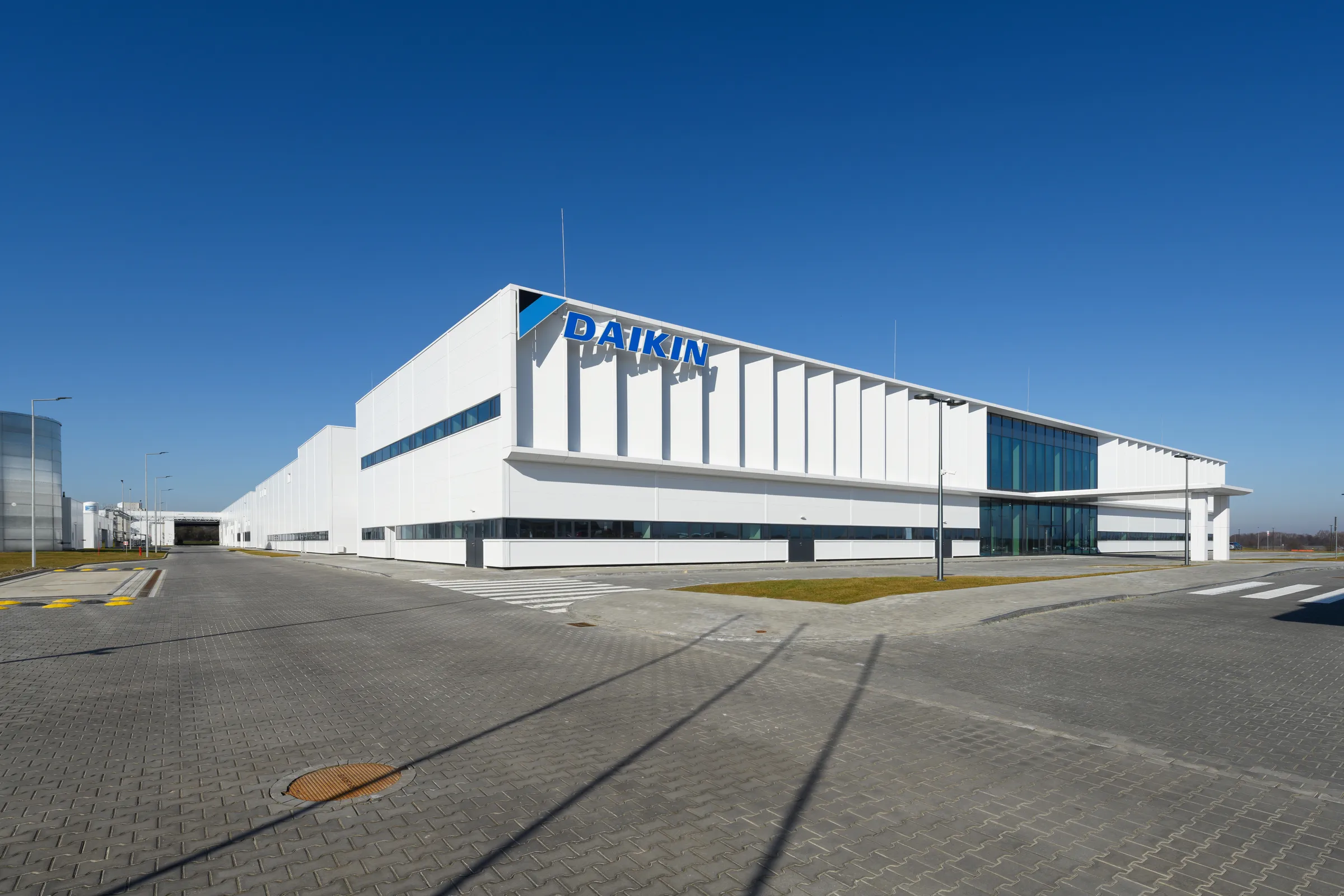 DAIKIN KSAWERÓW TAKENAKA EUROPE GmbH Photography Ingarden&Ewý Architekci