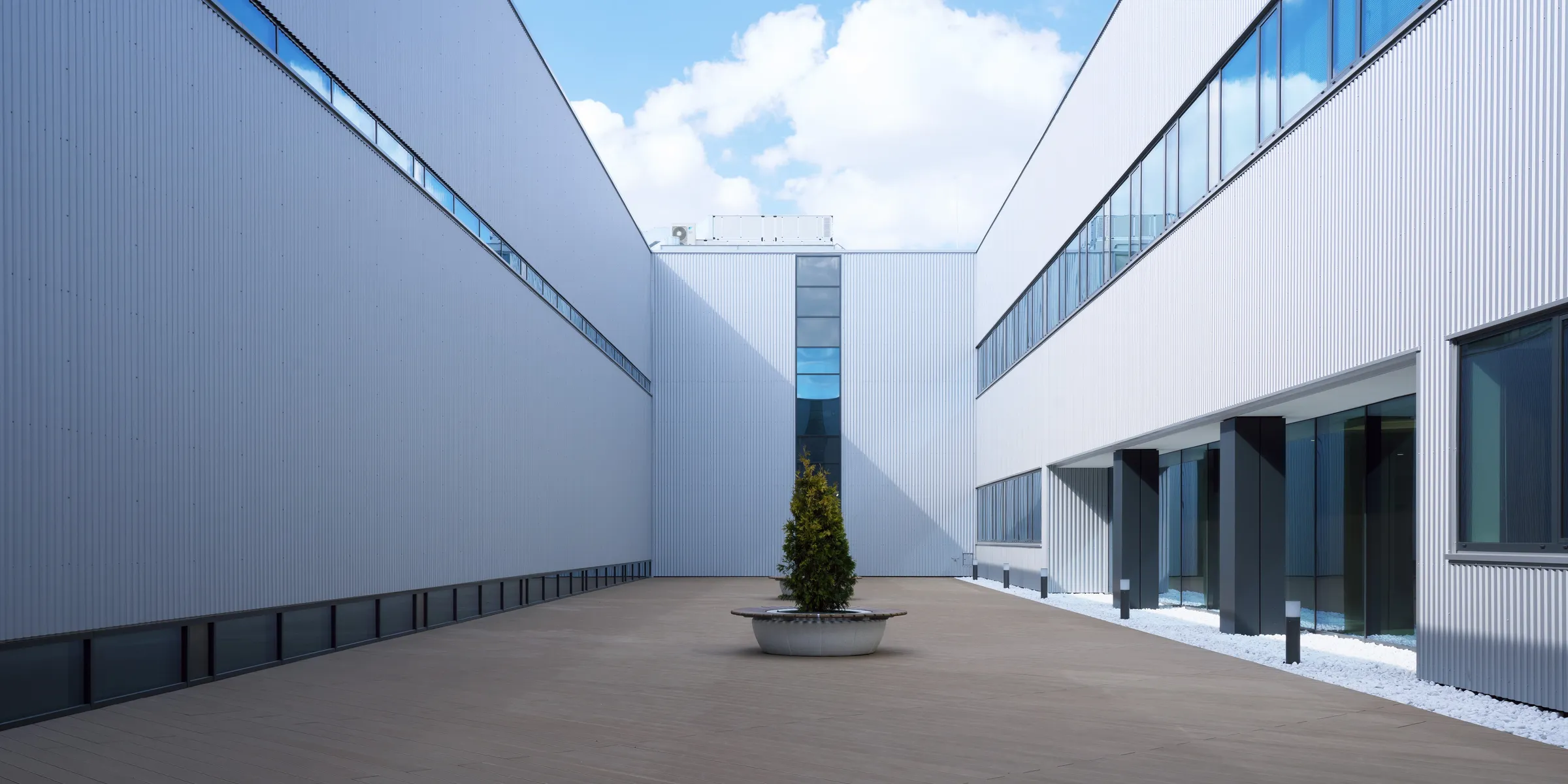 DAIKIN KSAWERÓW TAKENAKA EUROPE GmbH Photography Ingarden&Ewý Architekci